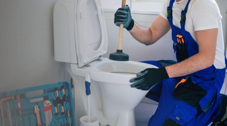 Expert burst pipe repair services in International Falls, MN
